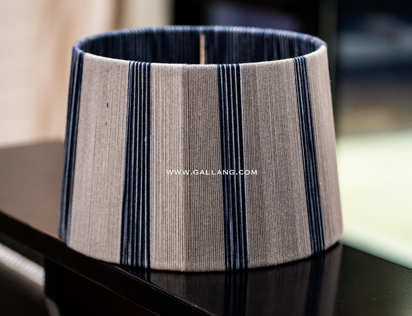 Deep blue textured desk lamp